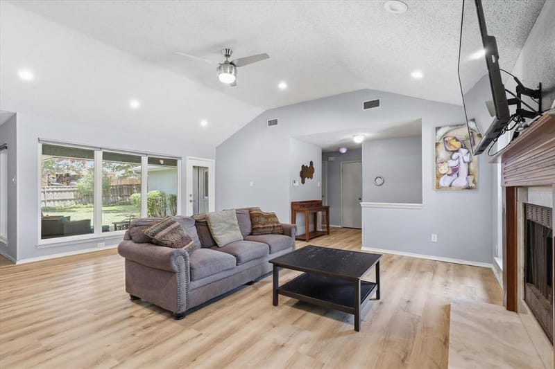 1017 Spicewood Drive, Plano TX 75025 - Photo 11