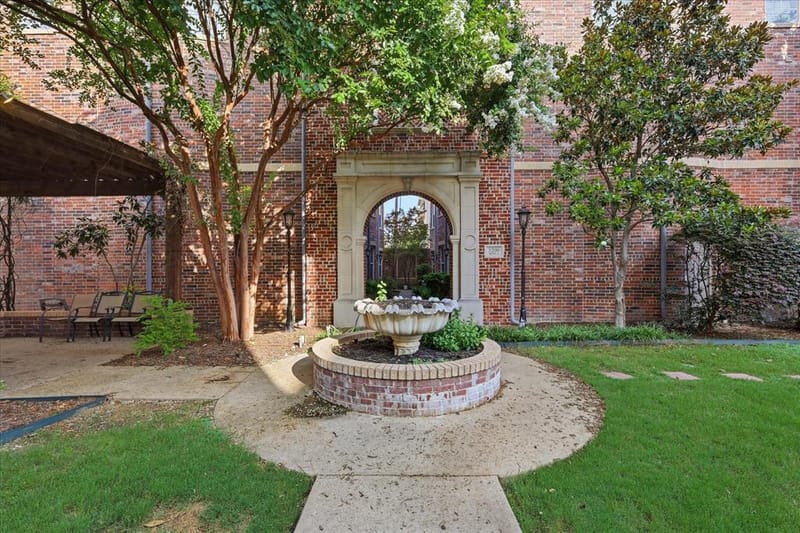 3200 Ross Avenue # 28, Dallas TX 75204 - Photo 3