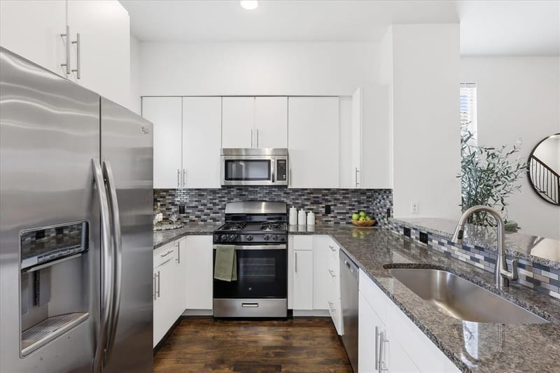 3200 Ross Avenue # 28, Dallas TX 75204 - Photo 19