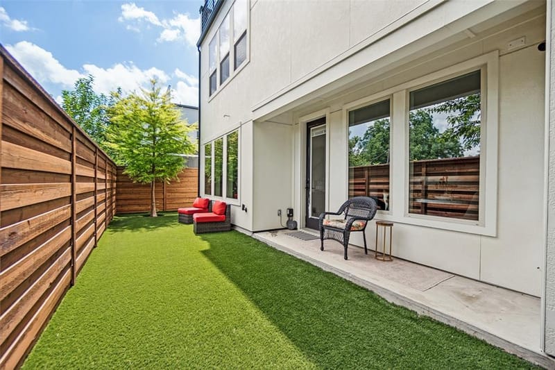 1325 Compton Street, Dallas TX 75203 - Photo 27