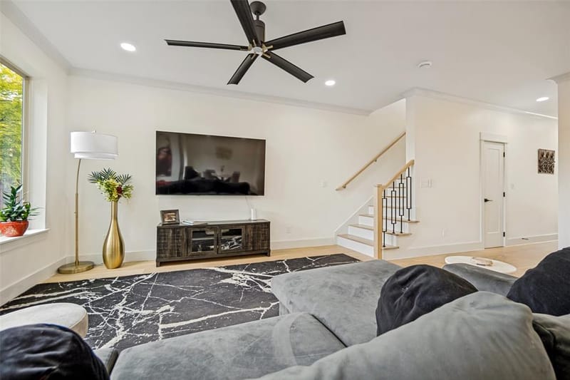 1325 Compton Street, Dallas TX 75203 - Photo 10