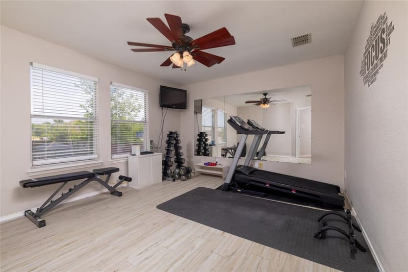 5916 Wisdom Creek Drive, Dallas TX 75249 - Photo 23