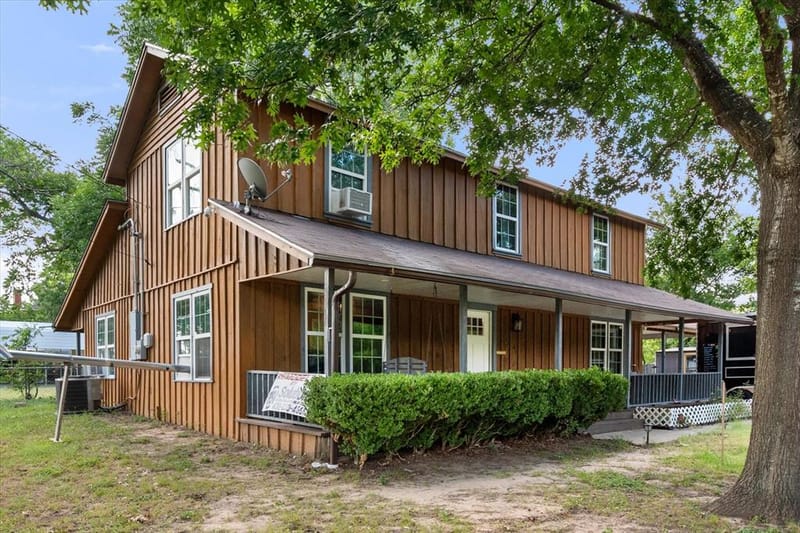 101 S Wright Avenue, Kerens TX 75144 - Photo 16