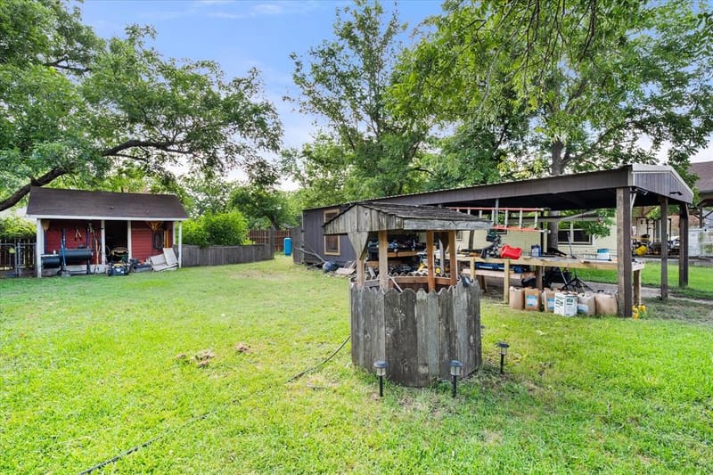 101 S Wright Avenue, Kerens TX 75144 - Photo 20