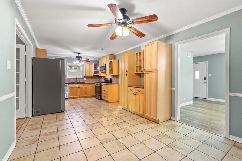 1704 W Birge Street, Sherman TX 75092 - Photo 7