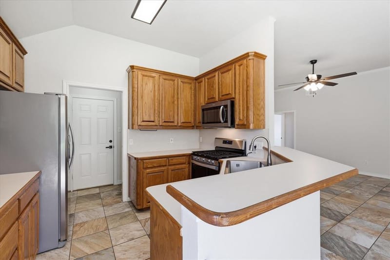 206 Mourning Dove Lane, Krum TX 76249 - Photo 17
