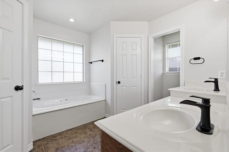 206 Mourning Dove Lane, Krum TX 76249 - Photo 25