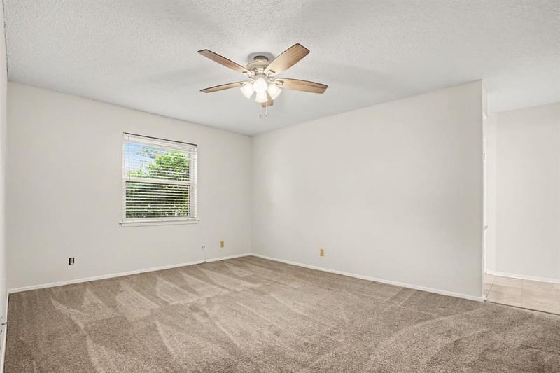 2721 Lucas Drive, Arlington TX 76015 - Photo 11