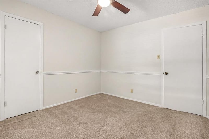 2721 Lucas Drive, Arlington TX 76015 - Photo 19
