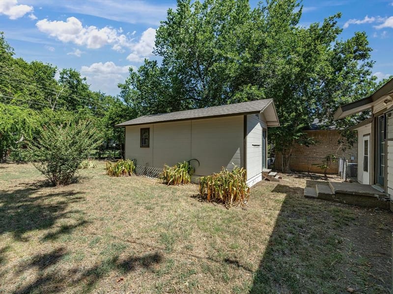 1314 Bennett Drive, Arlington TX 76013 - Photo 32