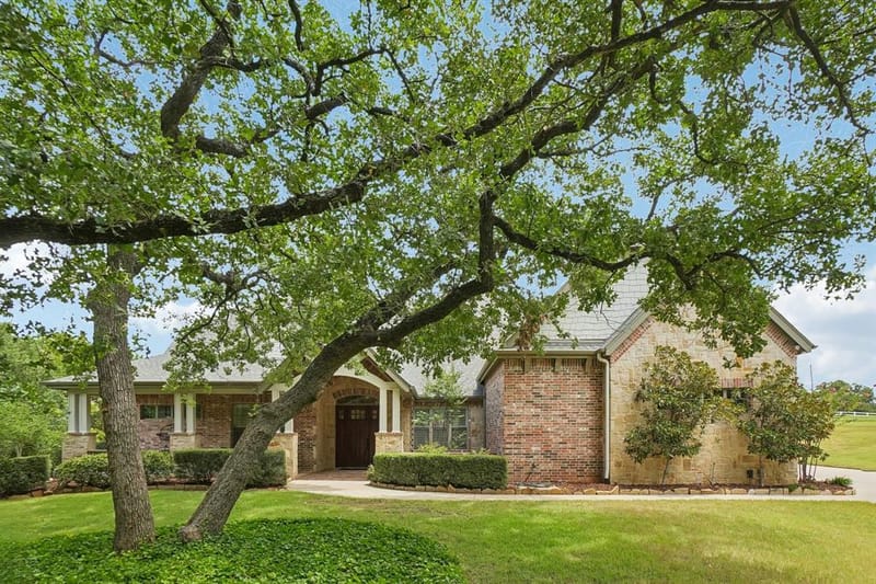 6407 Meadowcrest Lane, Flower Mound TX 75022 - Photo 2