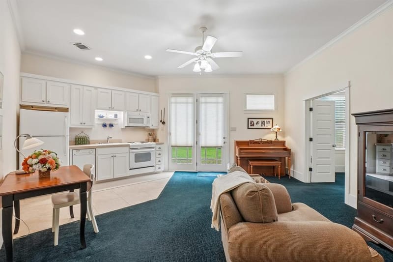 6407 Meadowcrest Lane, Flower Mound TX 75022 - Photo 13