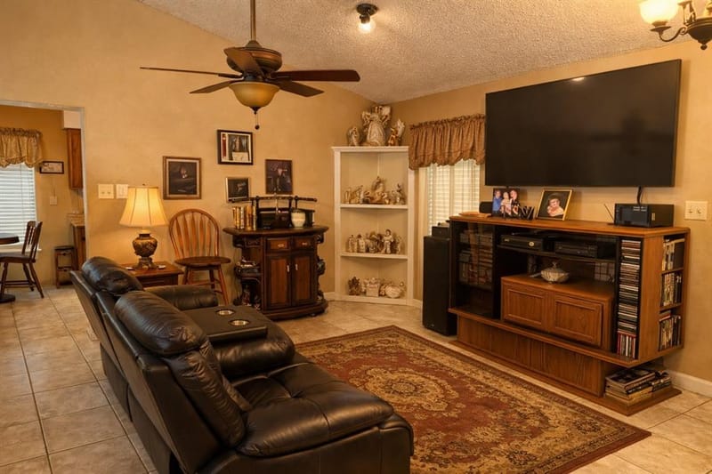 2919 Riviera Drive, Garland TX 75040 - Photo 4