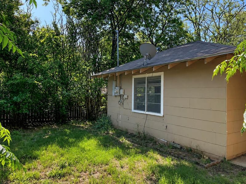 1601 W Bond Street, Denison TX 75020 - Photo 6