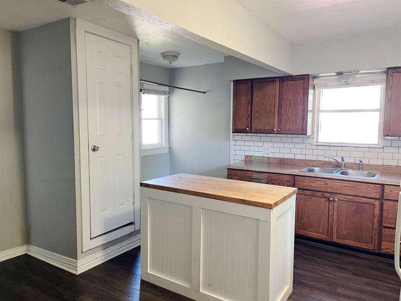 1601 W Bond Street, Denison TX 75020 - Photo 11