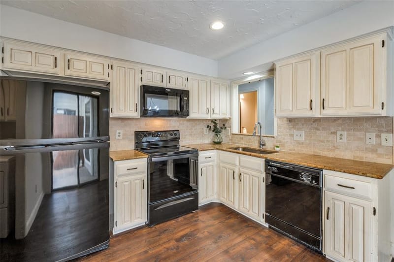 17490 Meandering Way # 2203, Dallas TX 75252 - Photo 9