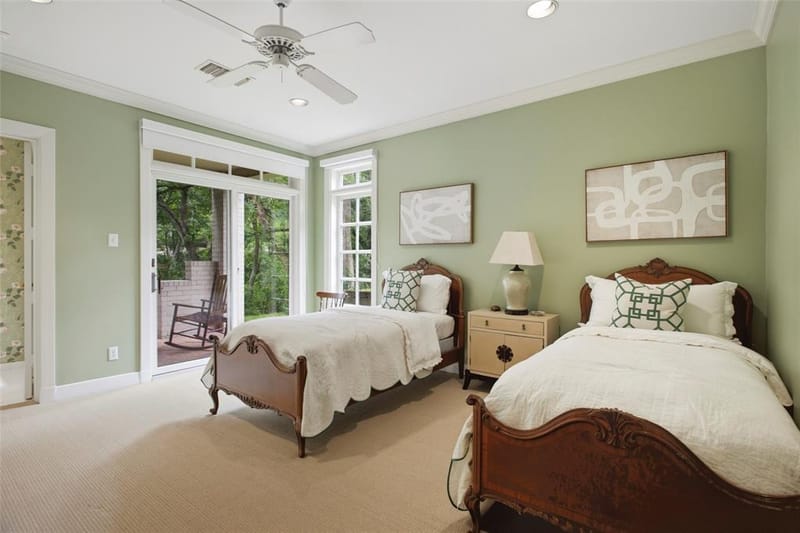 1111 Pebble Creek Road, Fort Worth TX 76107 - Photo 31