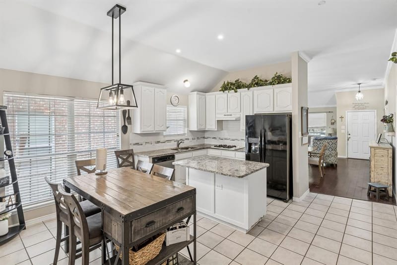 8013 Elk Mountain Trail, McKinney TX 75070 - Photo 12