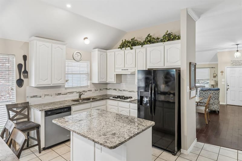 8013 Elk Mountain Trail, McKinney TX 75070 - Photo 7