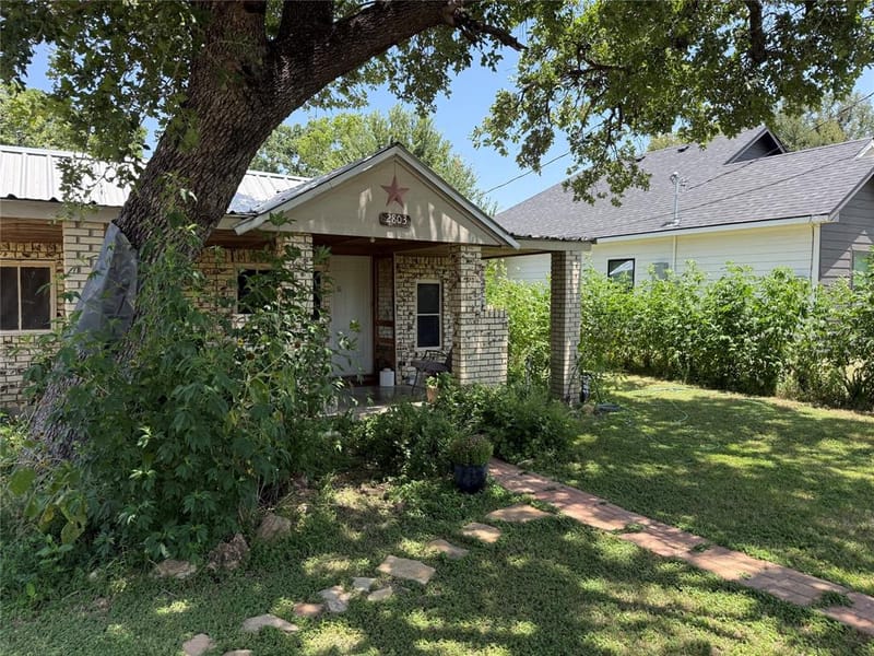 2803 Avenue C, Brownwood TX 76801 - Photo 4