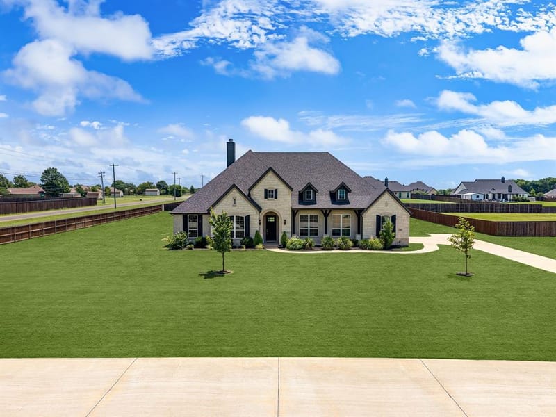 610 Cimarron Meadows Drive, Waxahachie TX 75167 - Photo 6