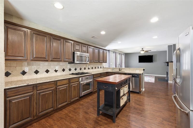 1538 Highland Lakes Drive, Keller TX 76248 - Photo 14