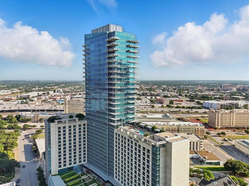 1301 Throckmorton Street # 2401, Fort Worth TX 76102 - Photo 2