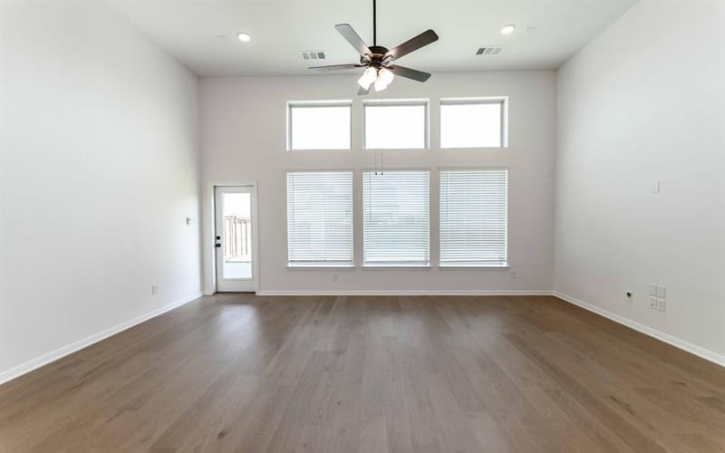 1713 Blossom Trail, Mesquite TX 75181 - Photo 9