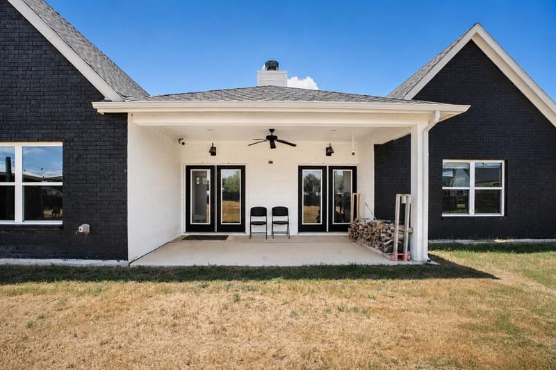 311 Dobbs Trail, Springtown TX 76082 - Photo 5
