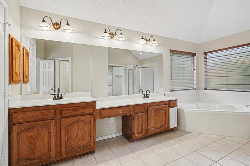 8017 Arlie Lane, North Richland Hills TX 76182 - Photo 20