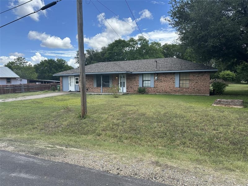 760 Williams Street, Italy TX 76651 - Photo 2