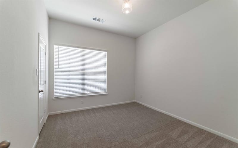 1825 Acorn Creek Circle, Mesquite TX 75181 - Photo 8