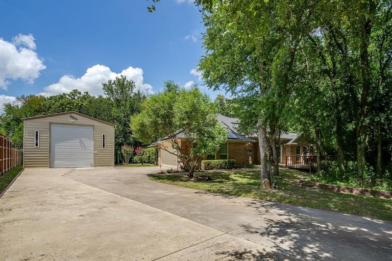 4056 Tortoise Lane, Fort Worth TX 76135 - Photo 5