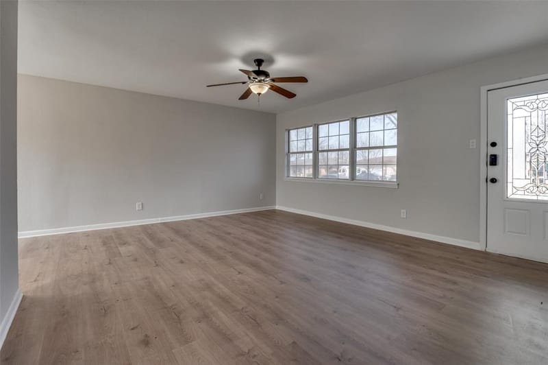 800 E Tucker Boulevard, Arlington TX 76010 - Photo 6