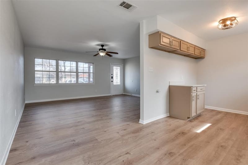 800 E Tucker Boulevard, Arlington TX 76010 - Photo 9