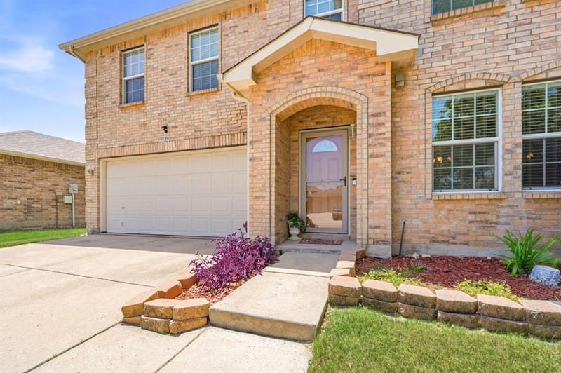 1828 Kittredge Way, Fort Worth TX 76247