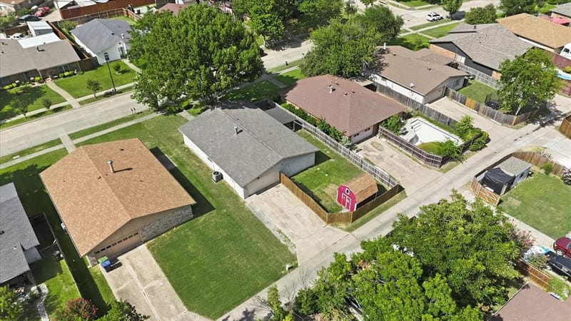 1322 Paris Drive, Garland TX 75040 - Photo 17