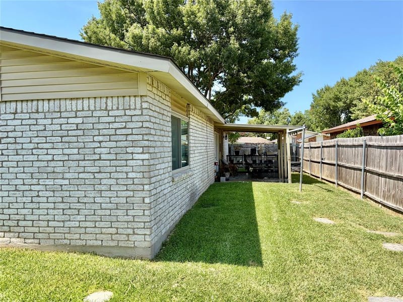 1322 Paris Drive, Garland TX 75040 - Photo 16