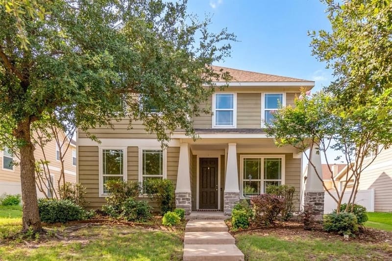 1009 Providence Boulevard, Providence Village TX 76227 - Photo 2