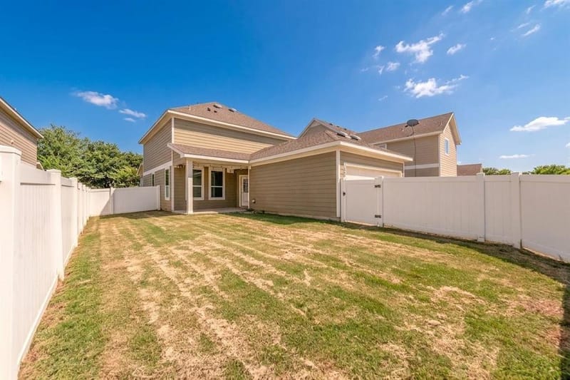 1009 Providence Boulevard, Providence Village TX 76227 - Photo 36