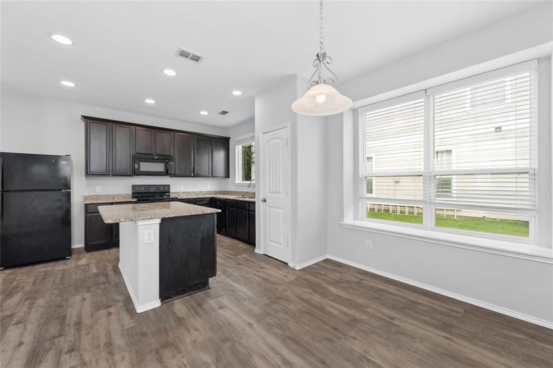 1009 Providence Boulevard, Providence Village TX 76227 - Photo 5