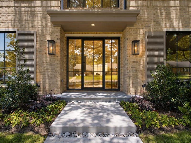 7033 Chantilly Lane, Dallas TX 75214 - Photo 3