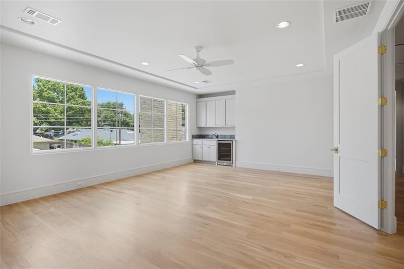 7033 Chantilly Lane, Dallas TX 75214 - Photo 25