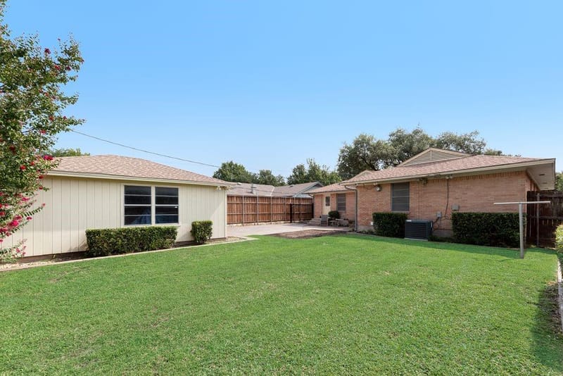 9107 Lindaro Lane, Dallas TX 75228 - Photo 36