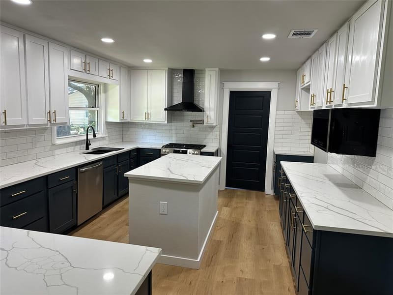 149 Parkwood Avenue, Arlington TX 76013 - Photo 9