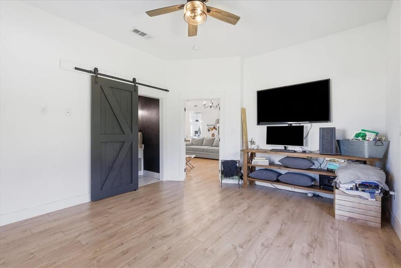 596 County Road 4668, Rhome TX 76078 - Photo 22