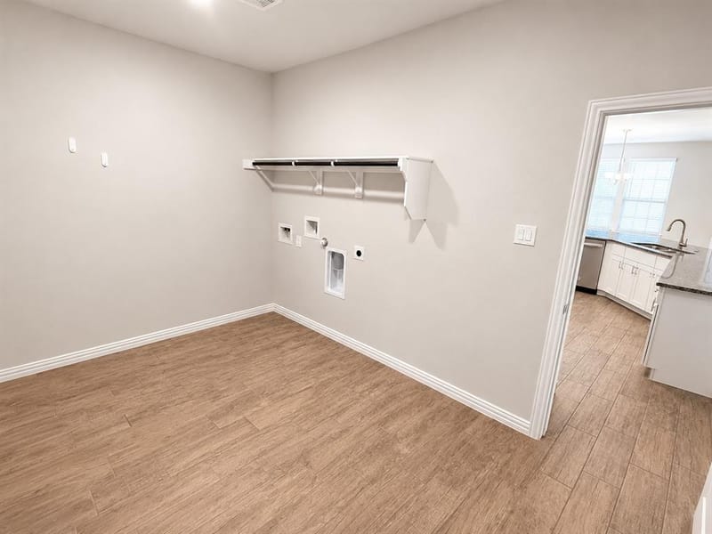 136 Bowling Green Avenue, Red Oak TX 75154 - Photo 26