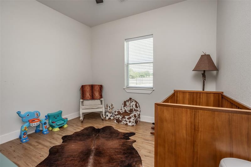405 County Road 156, Whitesboro TX 76273 - Photo 33
