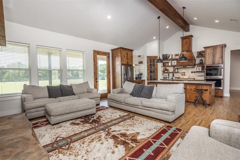 405 County Road 156, Whitesboro TX 76273 - Photo 18