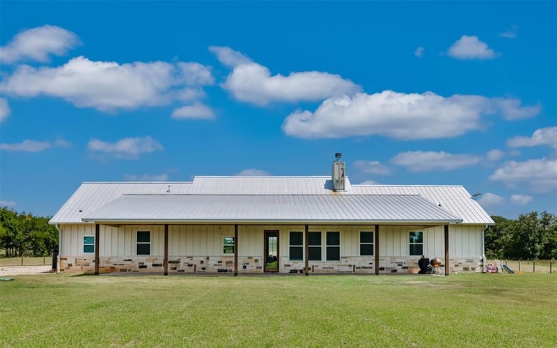 405 County Road 156, Whitesboro TX 76273 - Photo 4